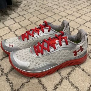 NIB Under Armour Spine RPM Shoes